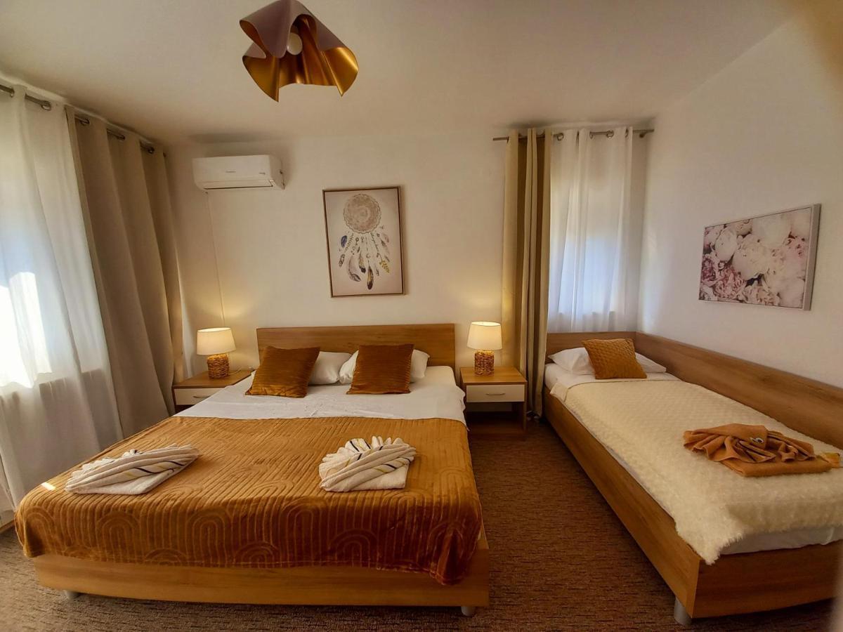 Studio Apartmani “Jarnecic” Кърк Екстериор снимка